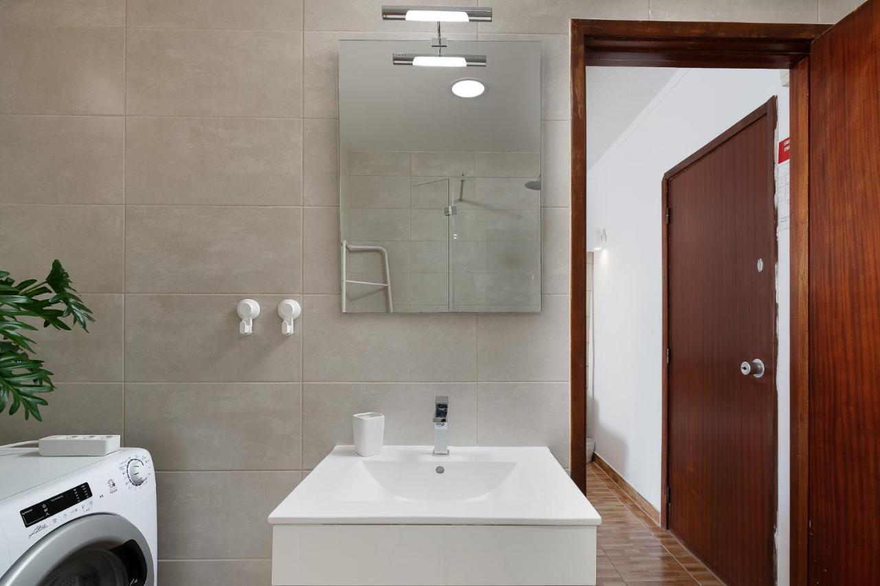 Praia Da Rocha Apartment By Lovelystay Portimão Exterior foto